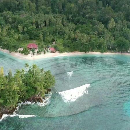 Nusa Nalan Beach Resort Rumah Olat Eksteriør billede