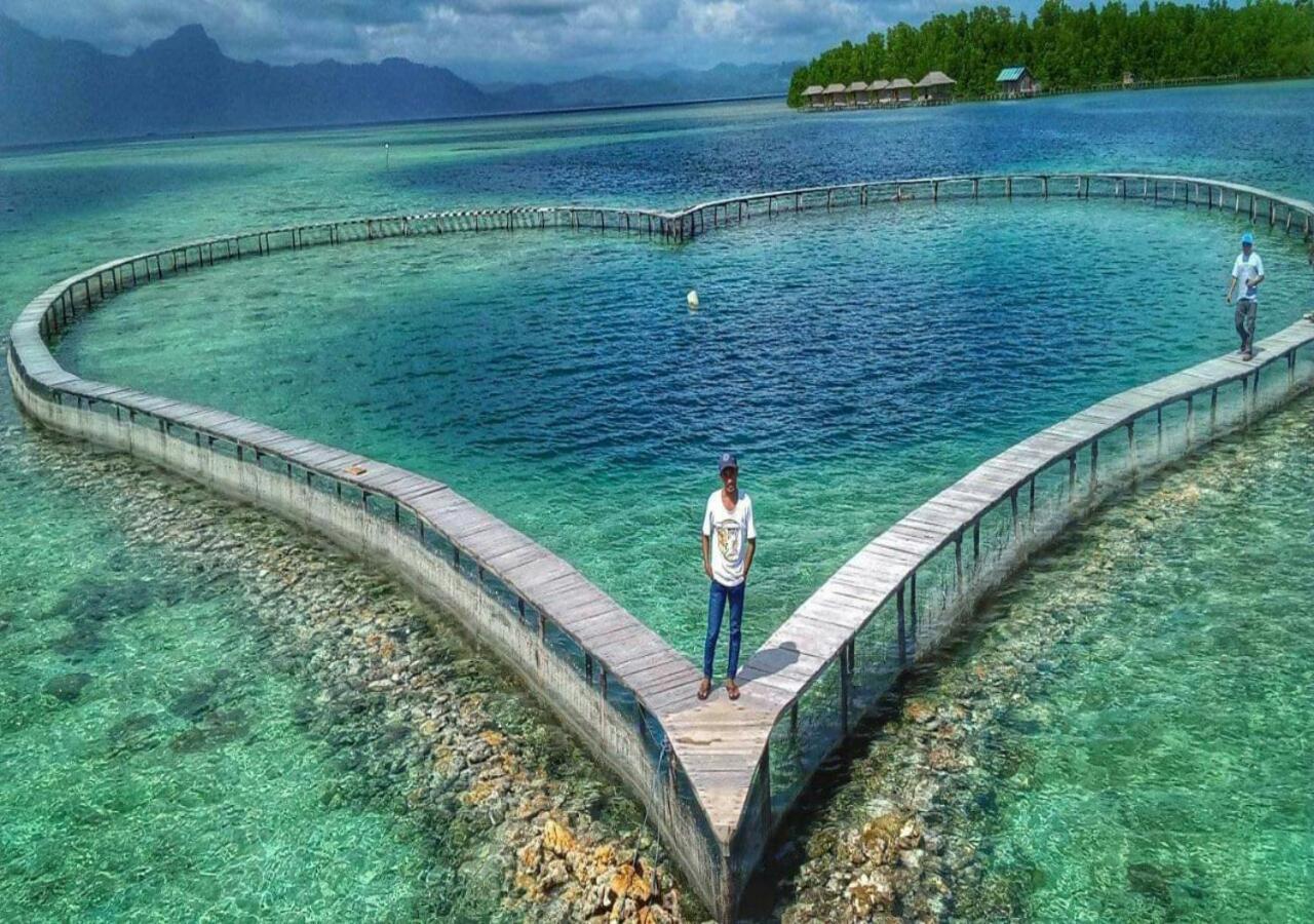Nusa Nalan Beach Resort Rumah Olat Eksteriør billede